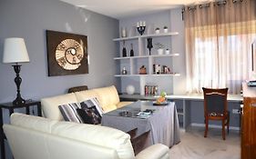 Cozy Apartment & Free Parking